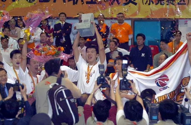 “老兵不死,只是凋零”丨再见,八一男篮